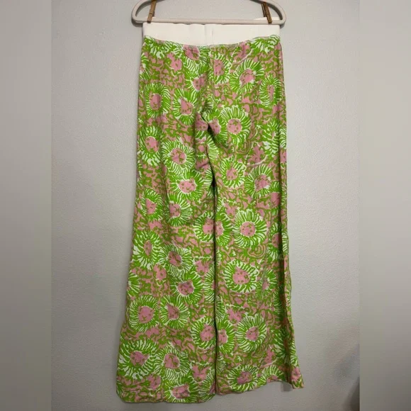 Lilly Pulitzer The Beach Pant in “ Sunnyside Lion “ Print size small - Picture 3 of 4